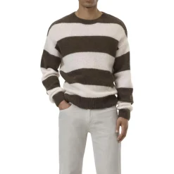 Gestreifter Pullover