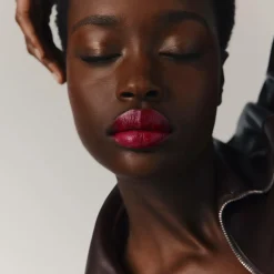 Glänzender Lippenstift Silky, Rouge Grenade