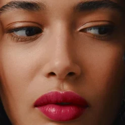 Glänzender Lippenstift Silky, Rouge Grenade