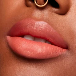 Power Kiss Lipstick