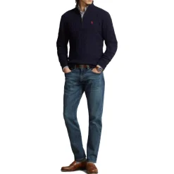 Pullover mit Zopfmuster