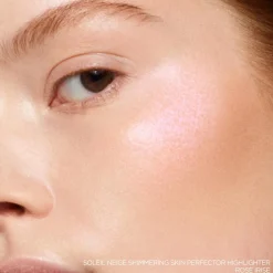 Soleil Neige Glow Highlighter