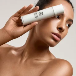 The SCULPT Neck + Décolleté Concentrate
